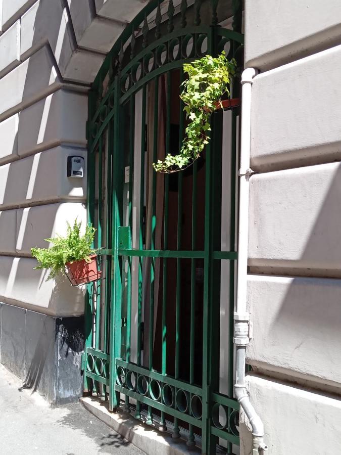 Loft Di Charme In Centro Genova Genoa Exterior photo